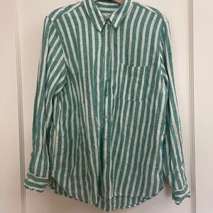 Universal Thread Green and White Striped Button-Down Shirt